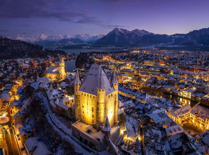 0010_ST_3x2_Thun-winter-panorama_105914_Schoene Aussichten Touristik